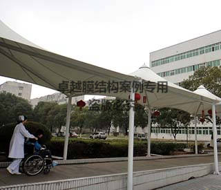 武漢協和醫(yī)院西區(qū)連廊膜結構