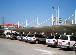 鶴壁膜結(jié)構(gòu)車棚【廠家直銷】鶴壁<font color='red'>膜結(jié)構(gòu)停車棚</font>,張拉膜車棚